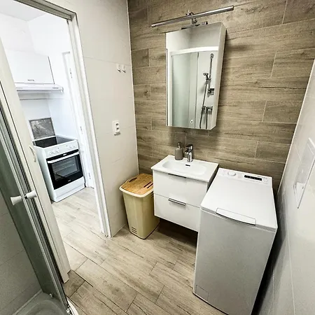 Elegant Downtown Apartment